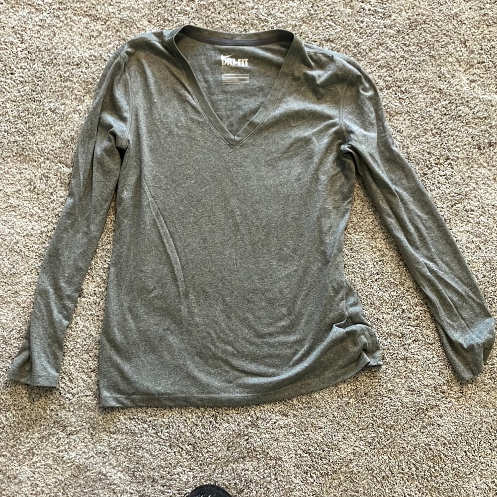 Grey Nike dry fit